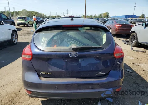 2016 Ford Focus Se z USA, uszkodzony, nr VIN 1FADP3K29GL345832